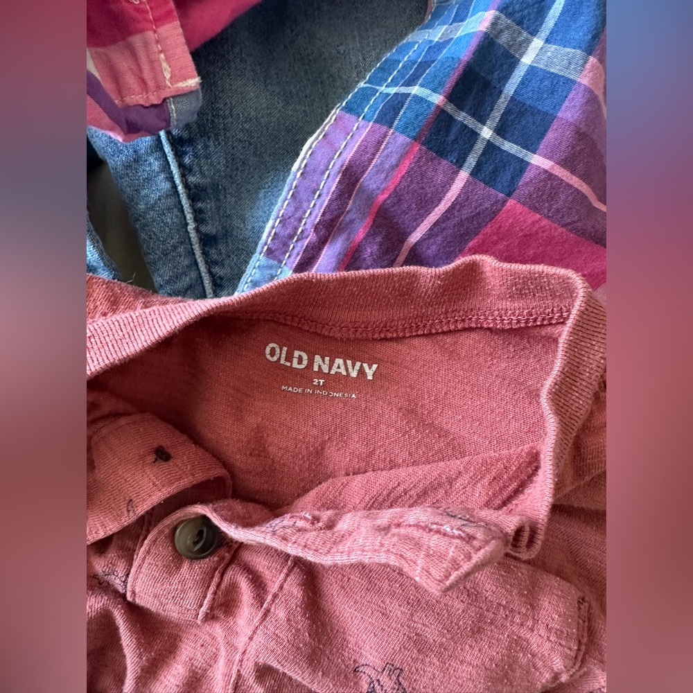 Boy bundle 2T barely / gently used clothing - Picture 8 of 9